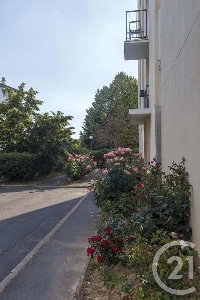 Appartement F3 à vendre - 3 pièces - 67.0 m2 - VILLEJUIF - 94 - ILE-DE-FRANCE - Century 21 Agence Du Plateau